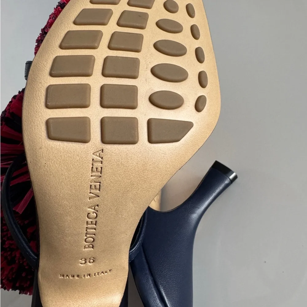 Bottega Veneta *NEW* Leather Navy Blue & Red Pom Pom Shoes- Size 6 - Picture 12 of 12